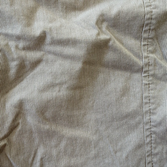 Vince Tan Lightweight Bermuda Shorts - Picture 6 of 11